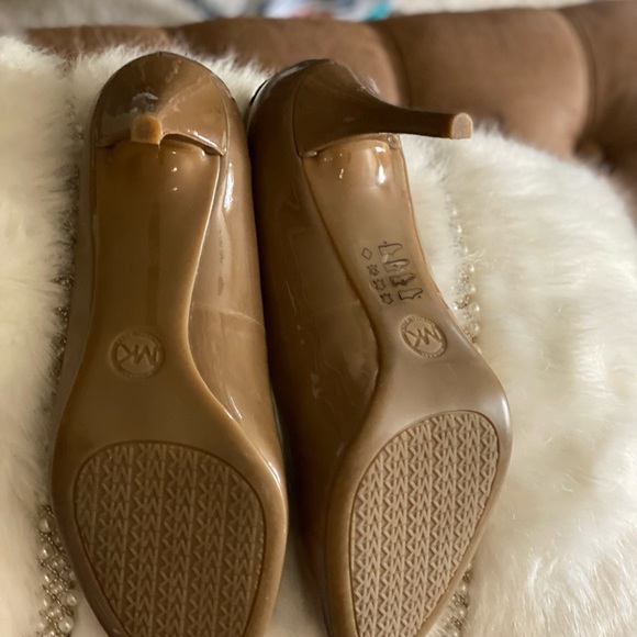 Michael Kors Heels - Picture 4 of 4
